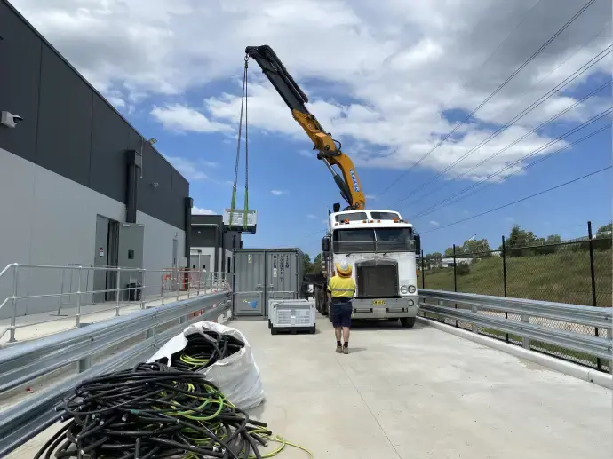 Truck onloading Load Bank